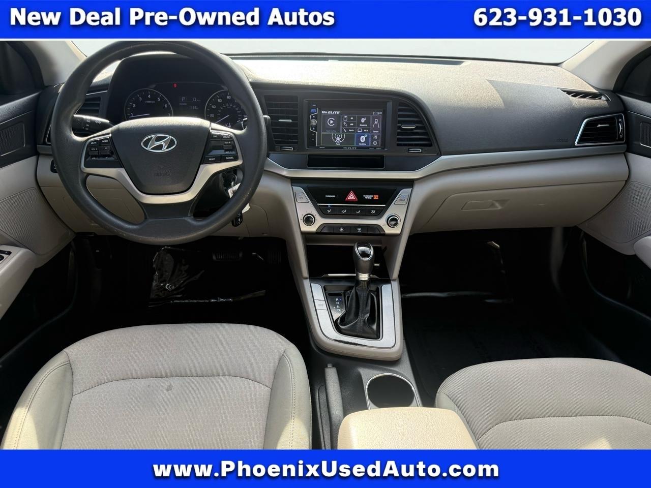 Hyundai Elantra SE 6AT 2017