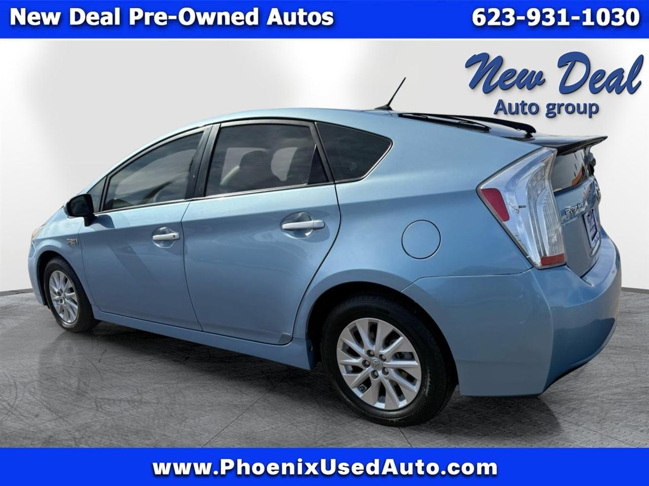 Toyota Prius Plug-In 2012