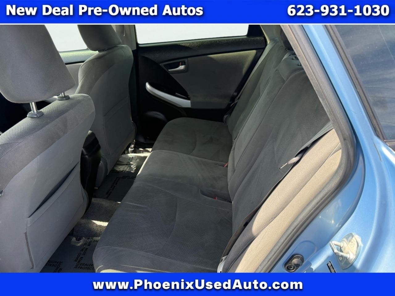 Toyota Prius Plug-In 2012