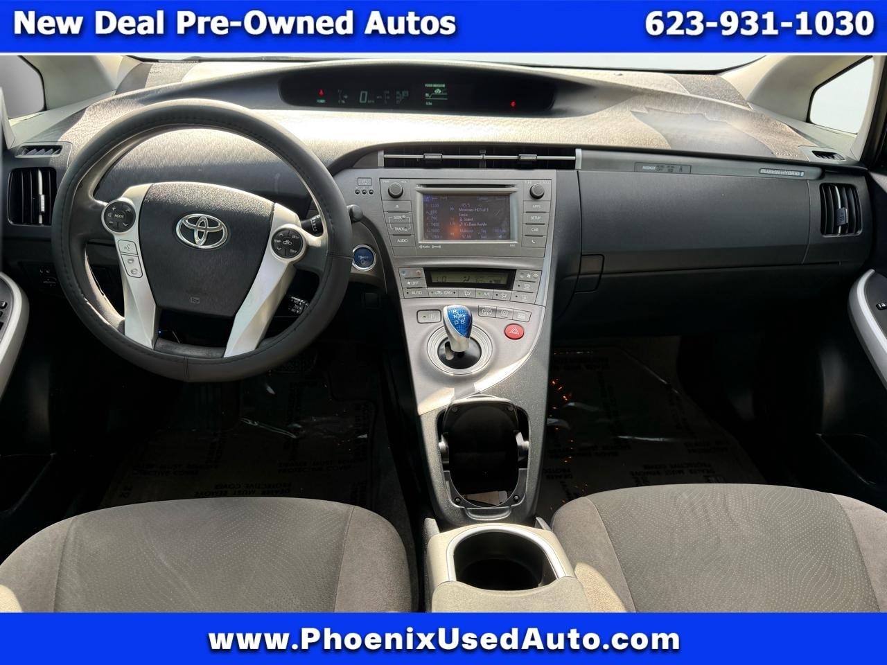 Toyota Prius Plug-In 2012