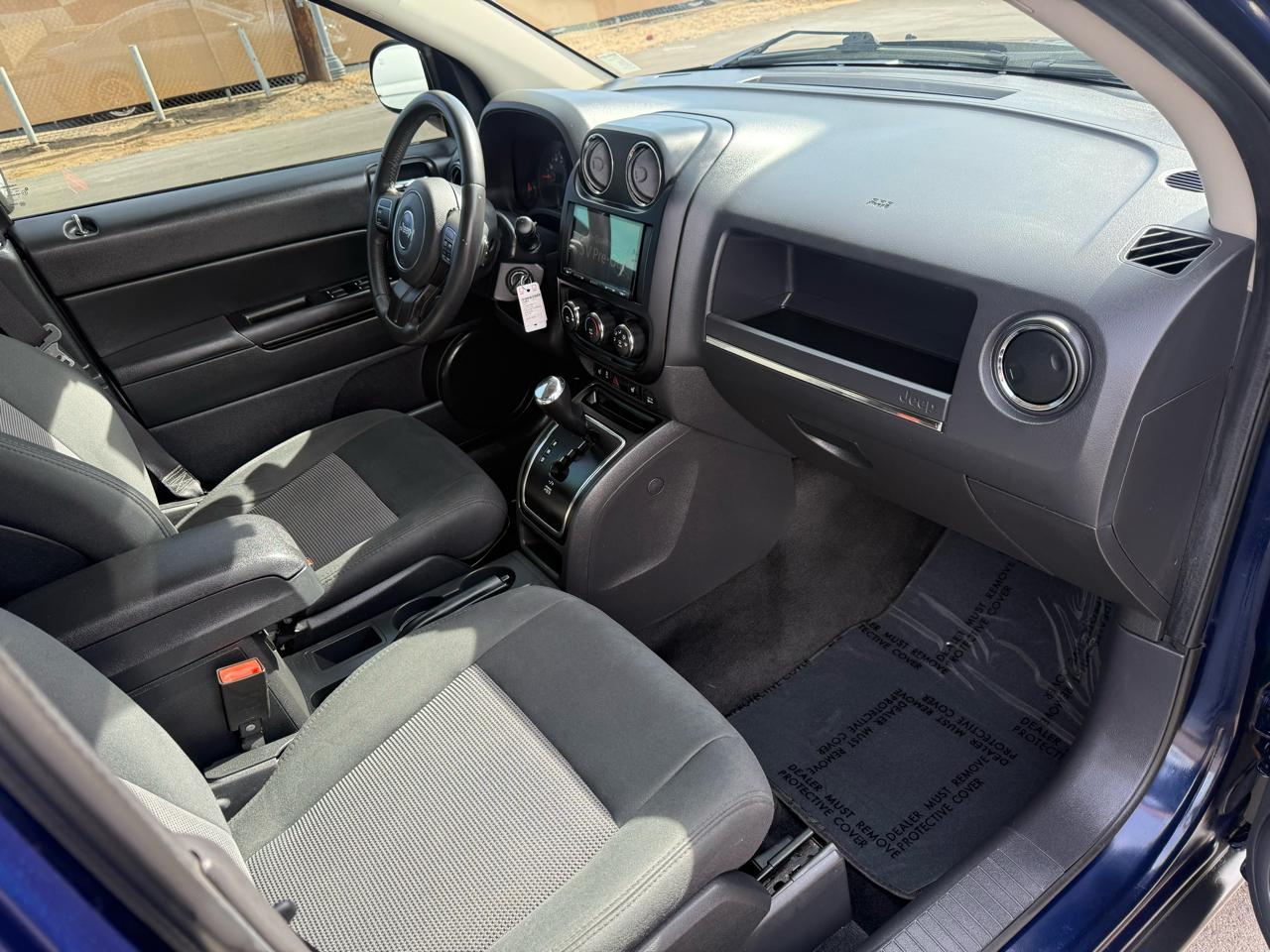 Jeep Compass Latitude FWD 2012