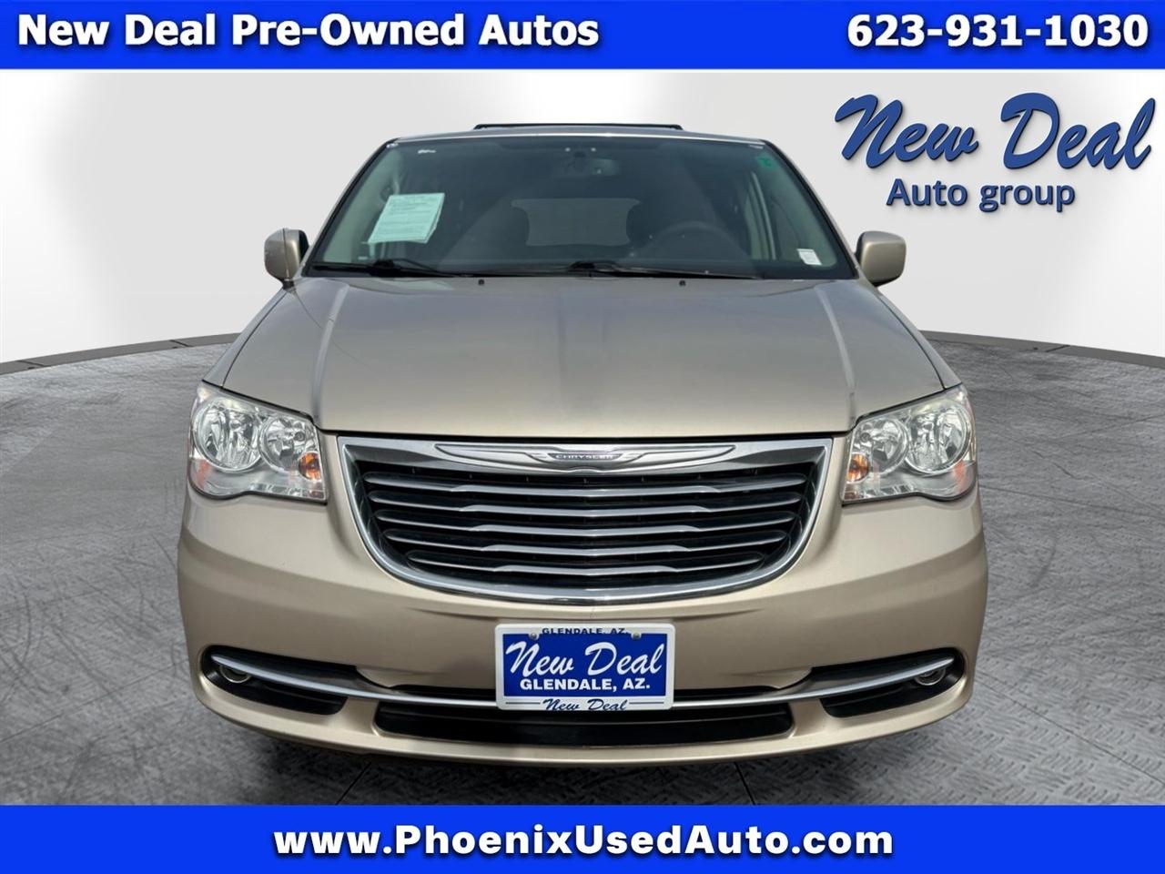 Chrysler Town & Country Touring 2016