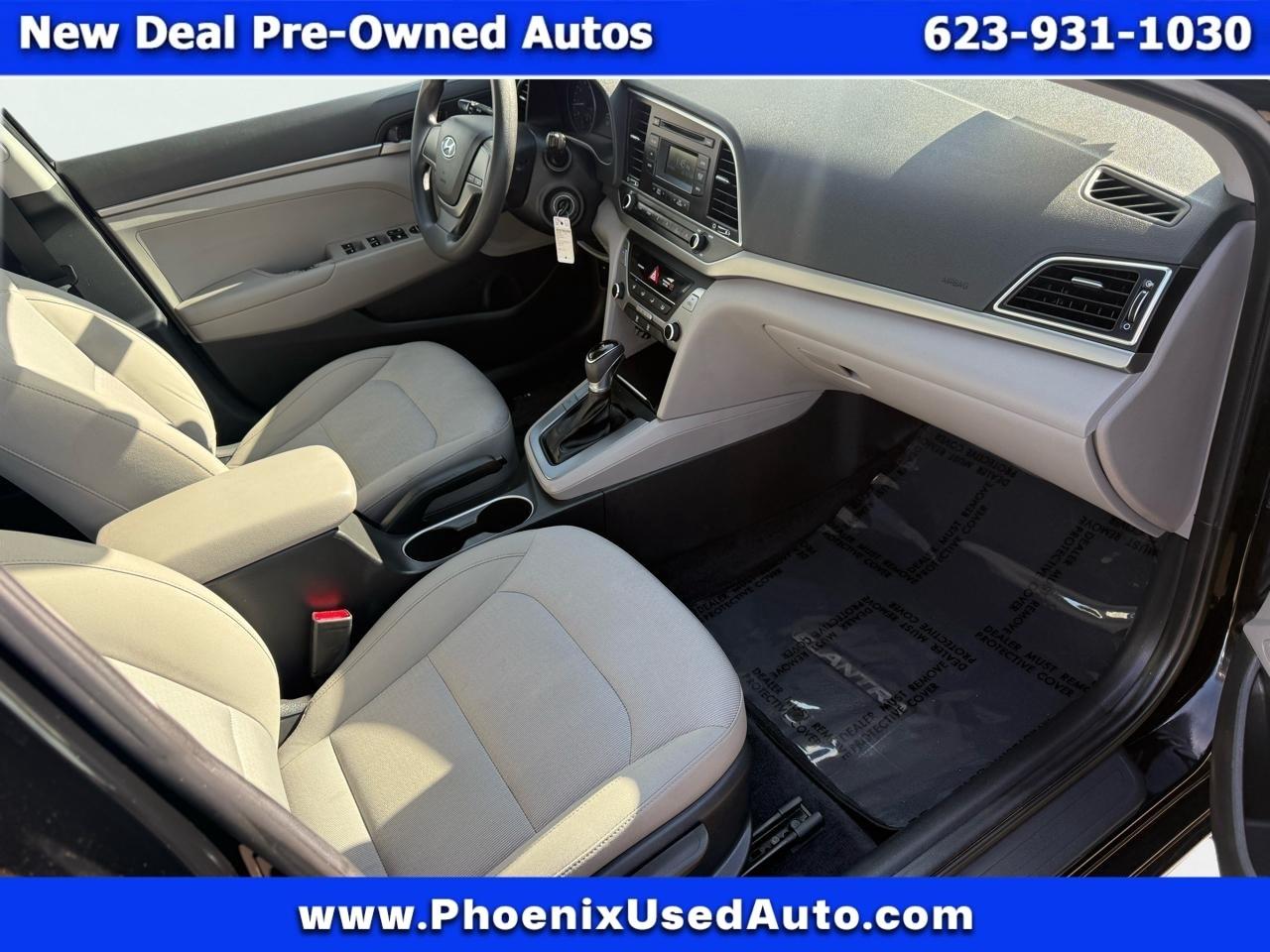 Hyundai Elantra SE 6AT 2017