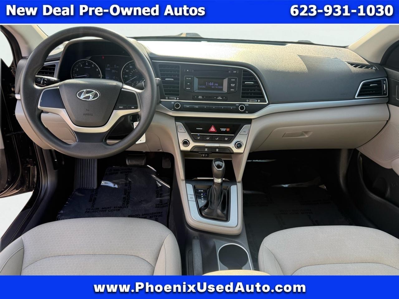 Hyundai Elantra SE 6AT 2017