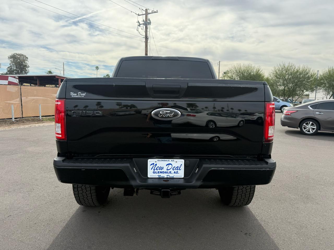 Ford F-150 4WD SuperCrew 139" XL 2017