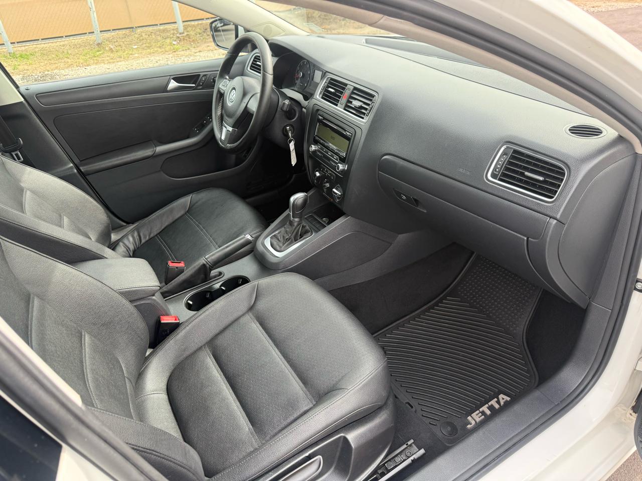 Volkswagen Jetta SE PZEV 2011