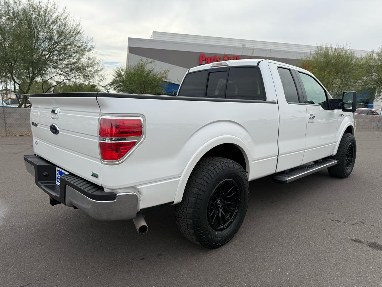 Ford F-150 2WD SuperCab 145" XL 2010