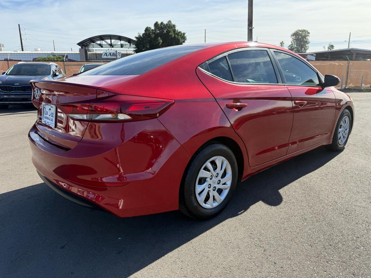 Hyundai Elantra SE 6AT 2018