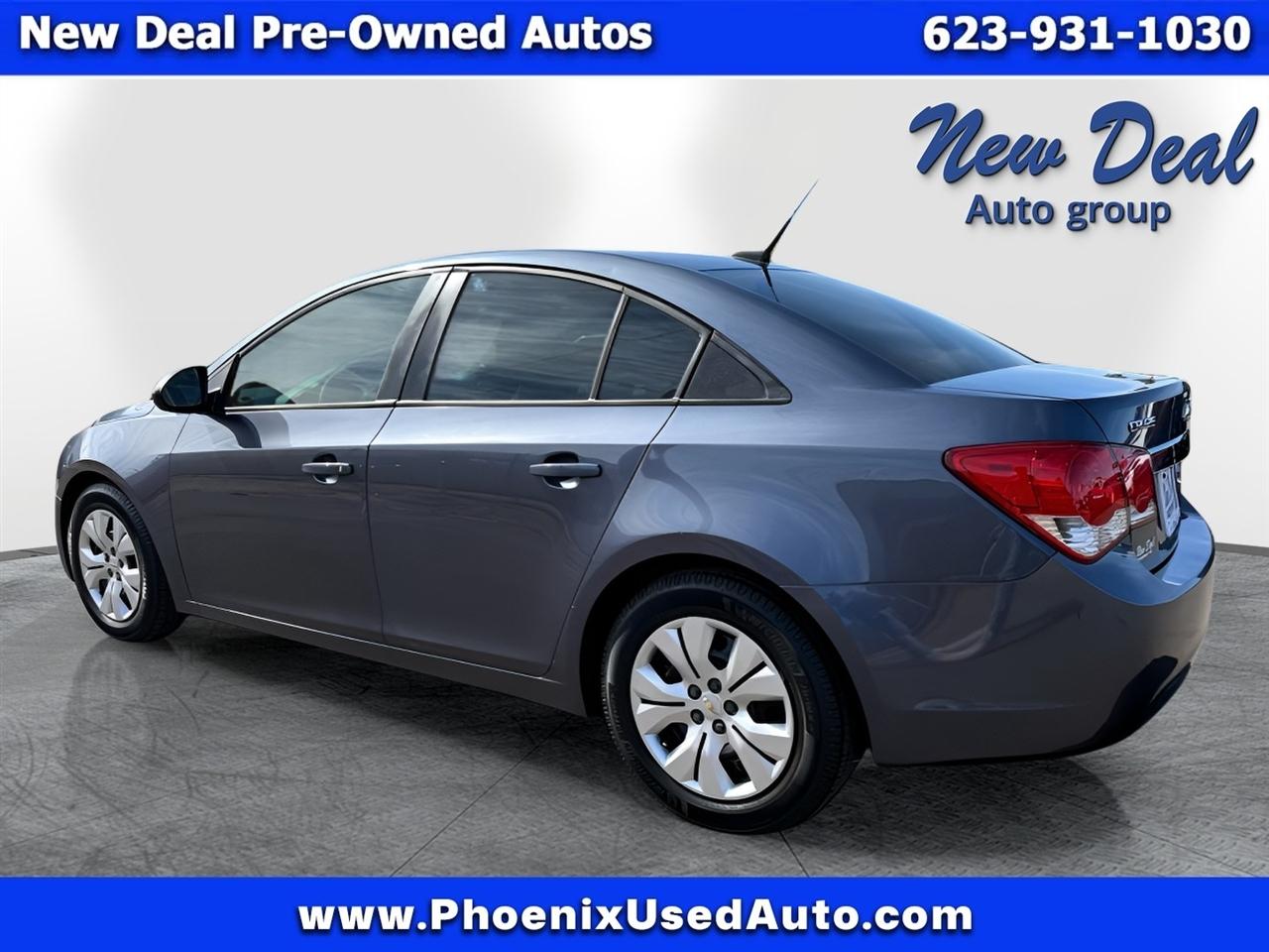 Chevrolet Cruze LS Auto 2013