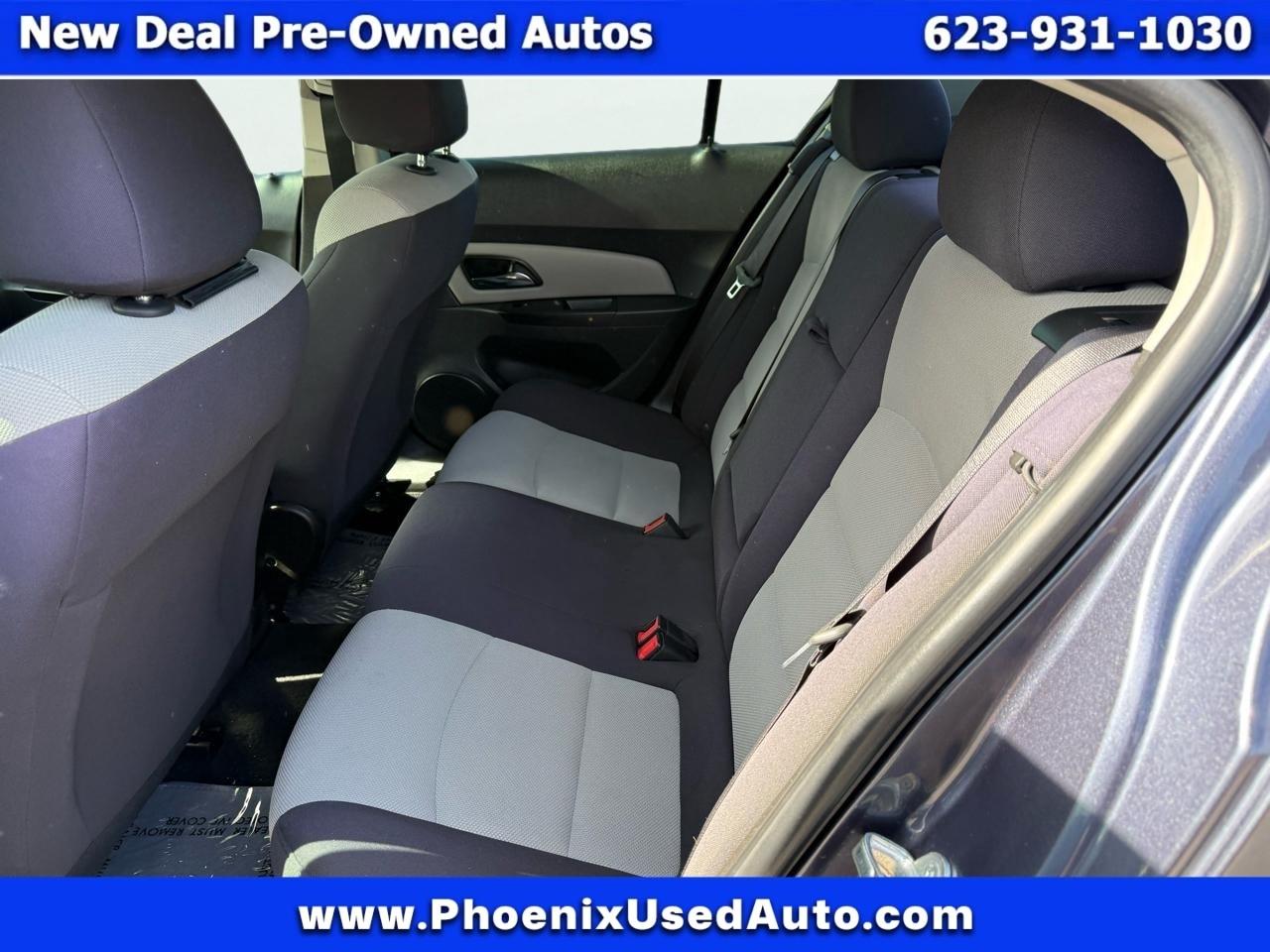 Chevrolet Cruze LS Auto 2013