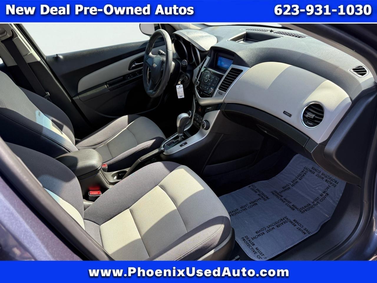 Chevrolet Cruze LS Auto 2013