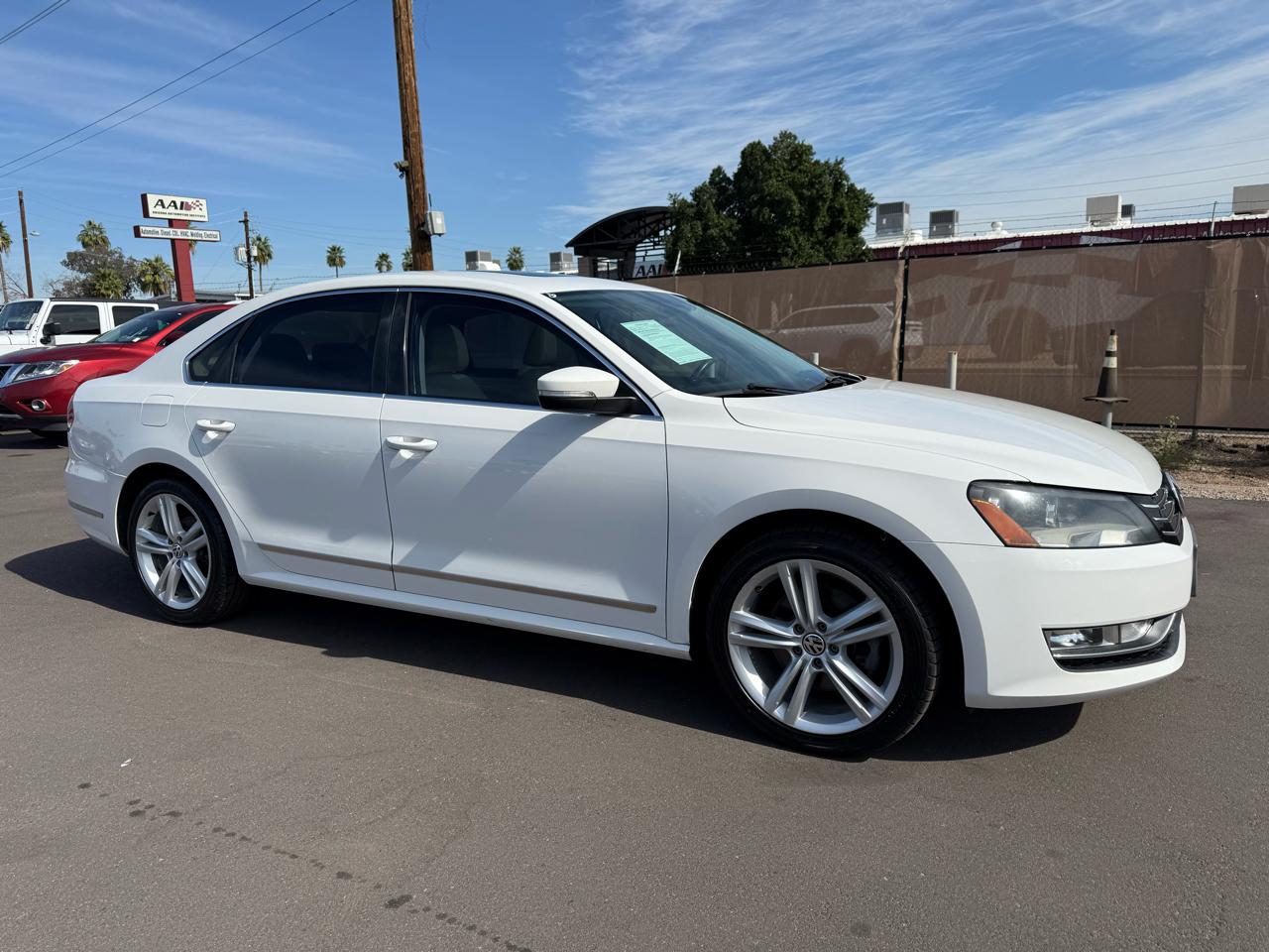 2013 Volkswagen Passat 2.0L TDI SEL Premium