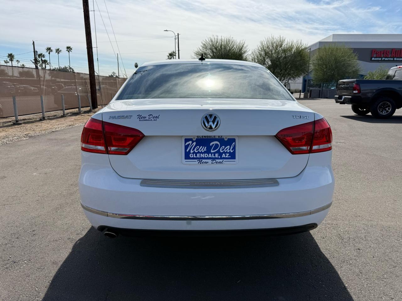 Volkswagen Passat 2.0L TDI SEL Premium 2013