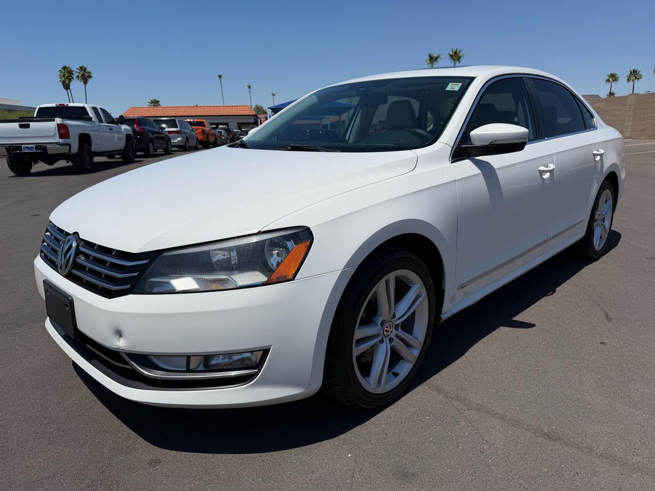 Volkswagen Passat 2.0L TDI SEL Premium 2013