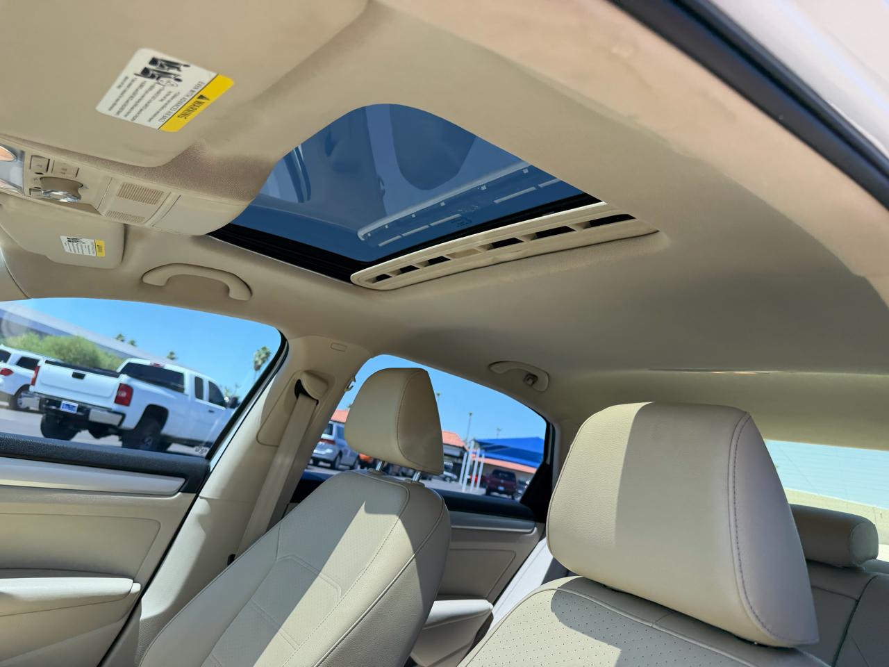 Volkswagen Passat 2.0L TDI SEL Premium 2013