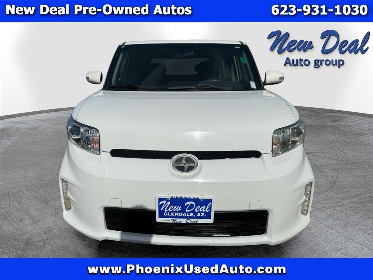 Scion xB 5-Door Wagon 5-Spd MT 2015