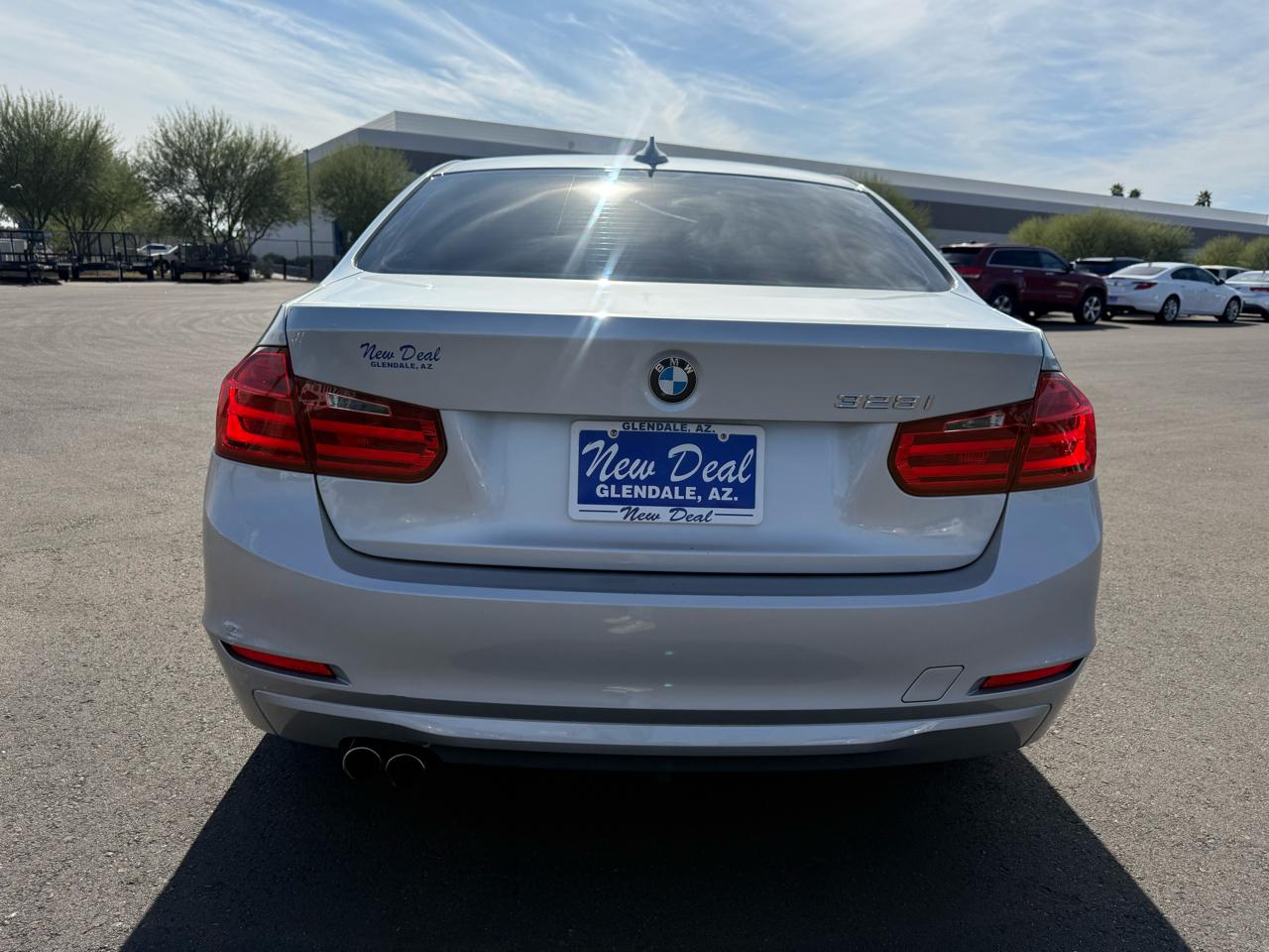 BMW 3-Series 328i Sedan 2014
