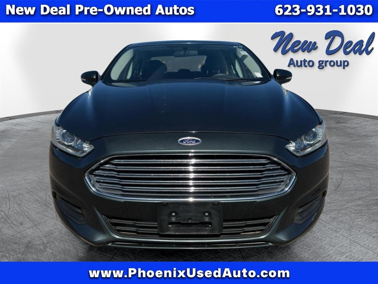 Ford Fusion SE 2015