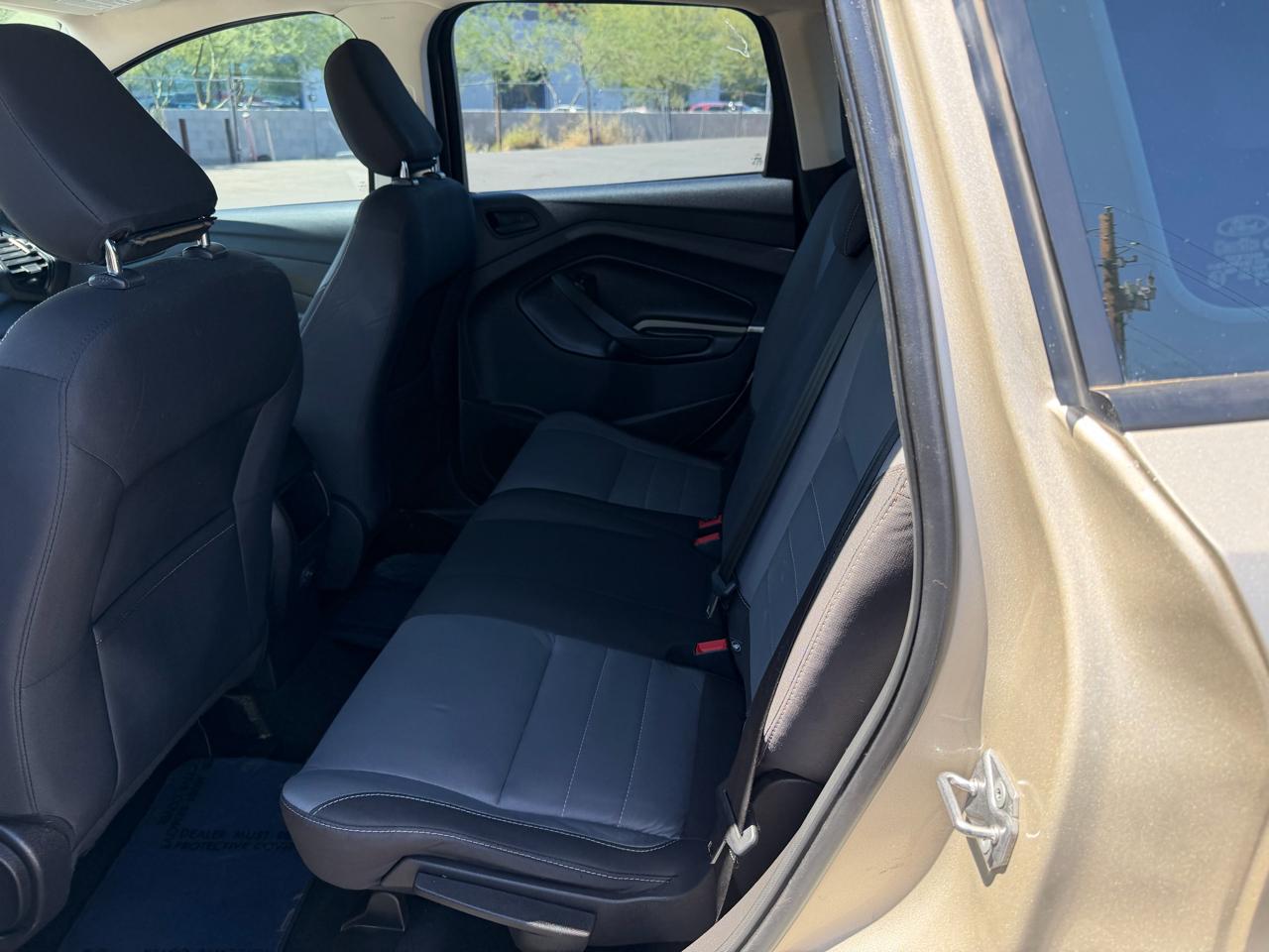 Ford Escape S FWD 2018