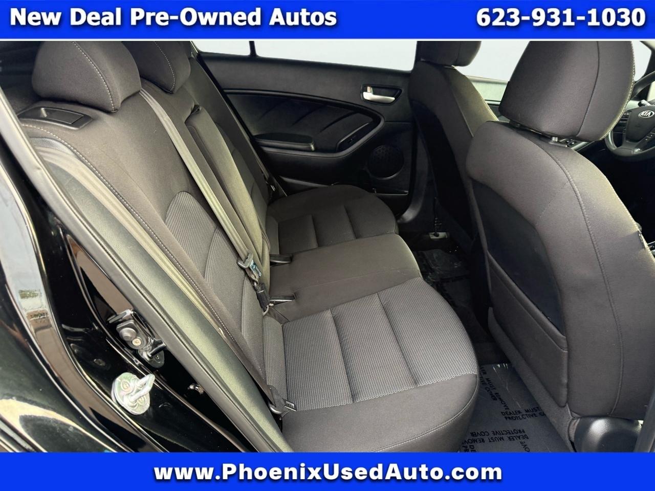 Kia Forte 5-Door LX 2017