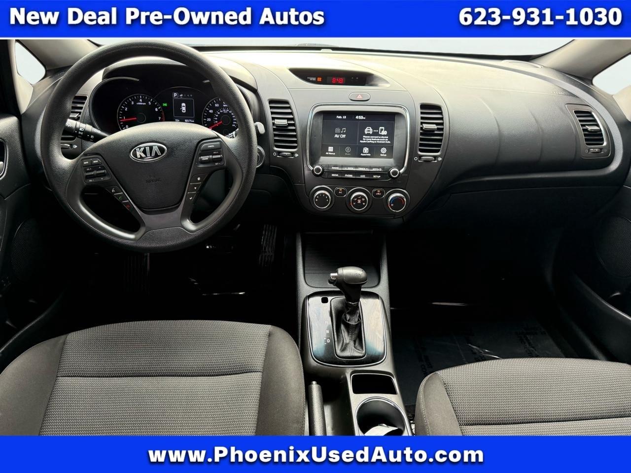 Kia Forte 5-Door LX 2017