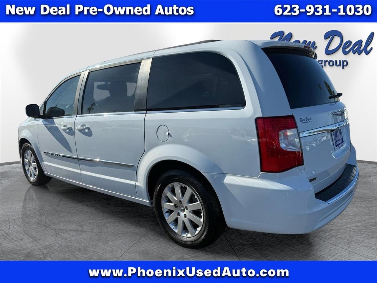 Chrysler Town & Country Touring 2016