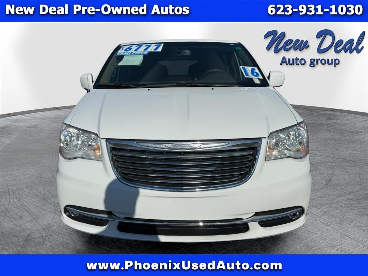 Chrysler Town & Country Touring 2016