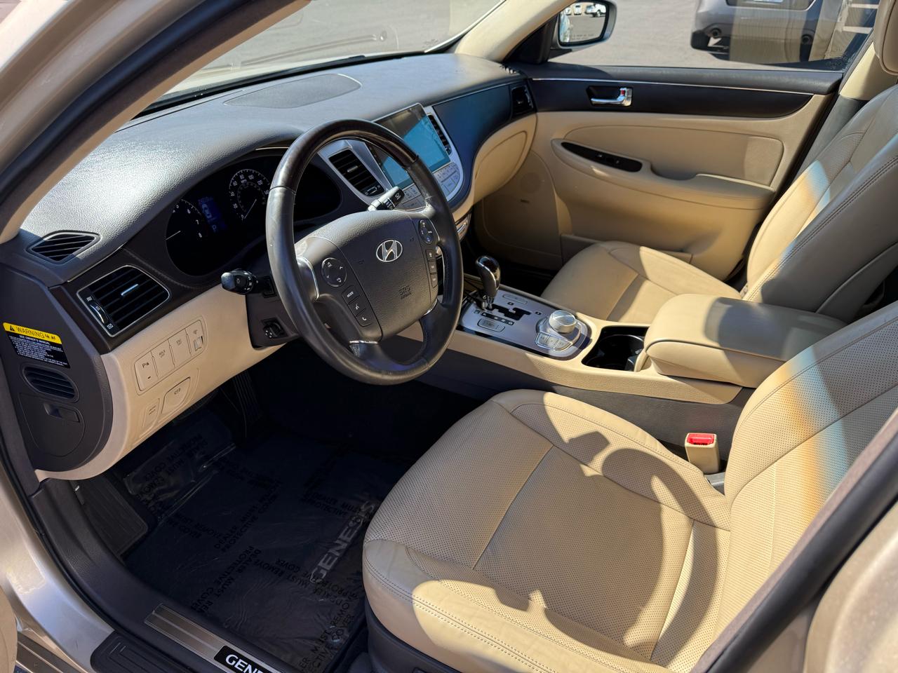 Hyundai Genesis 4.6L 2011