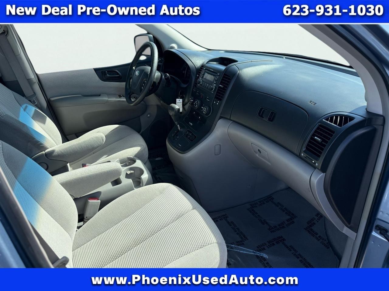 Kia Sedona Base SWB 2007