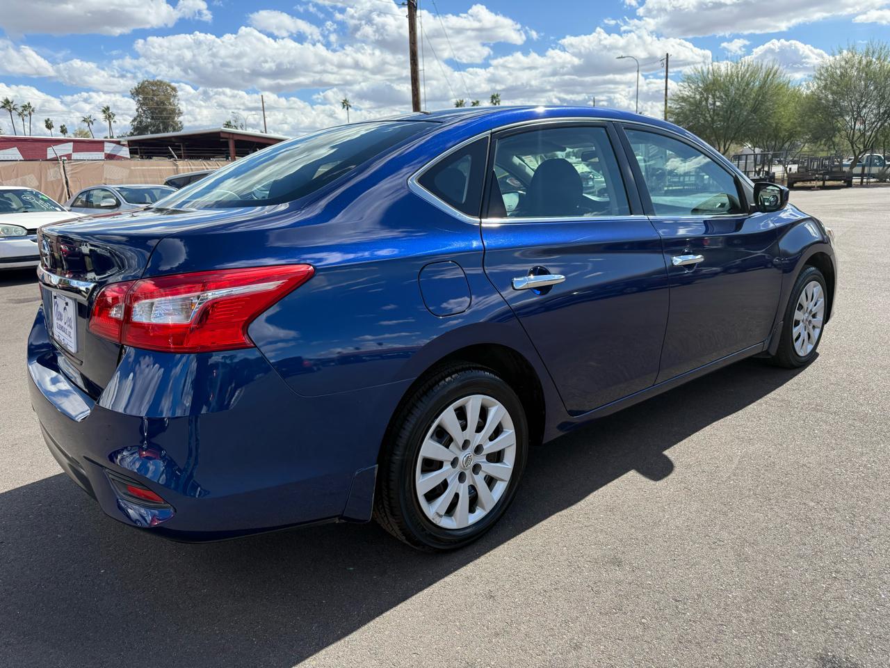 Nissan Sentra S CVT 2019