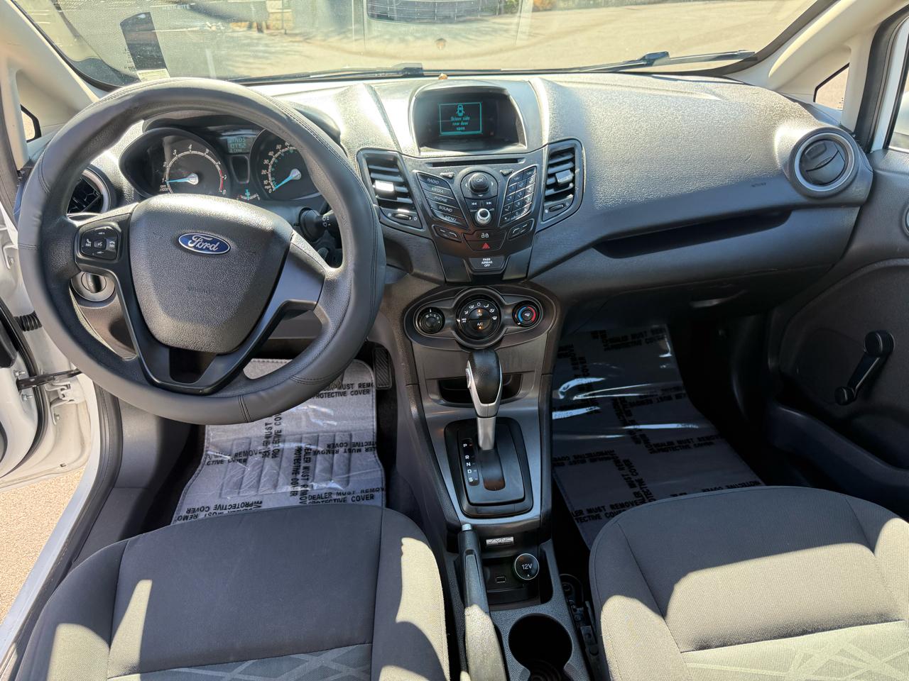 Ford Fiesta S Sedan 2014