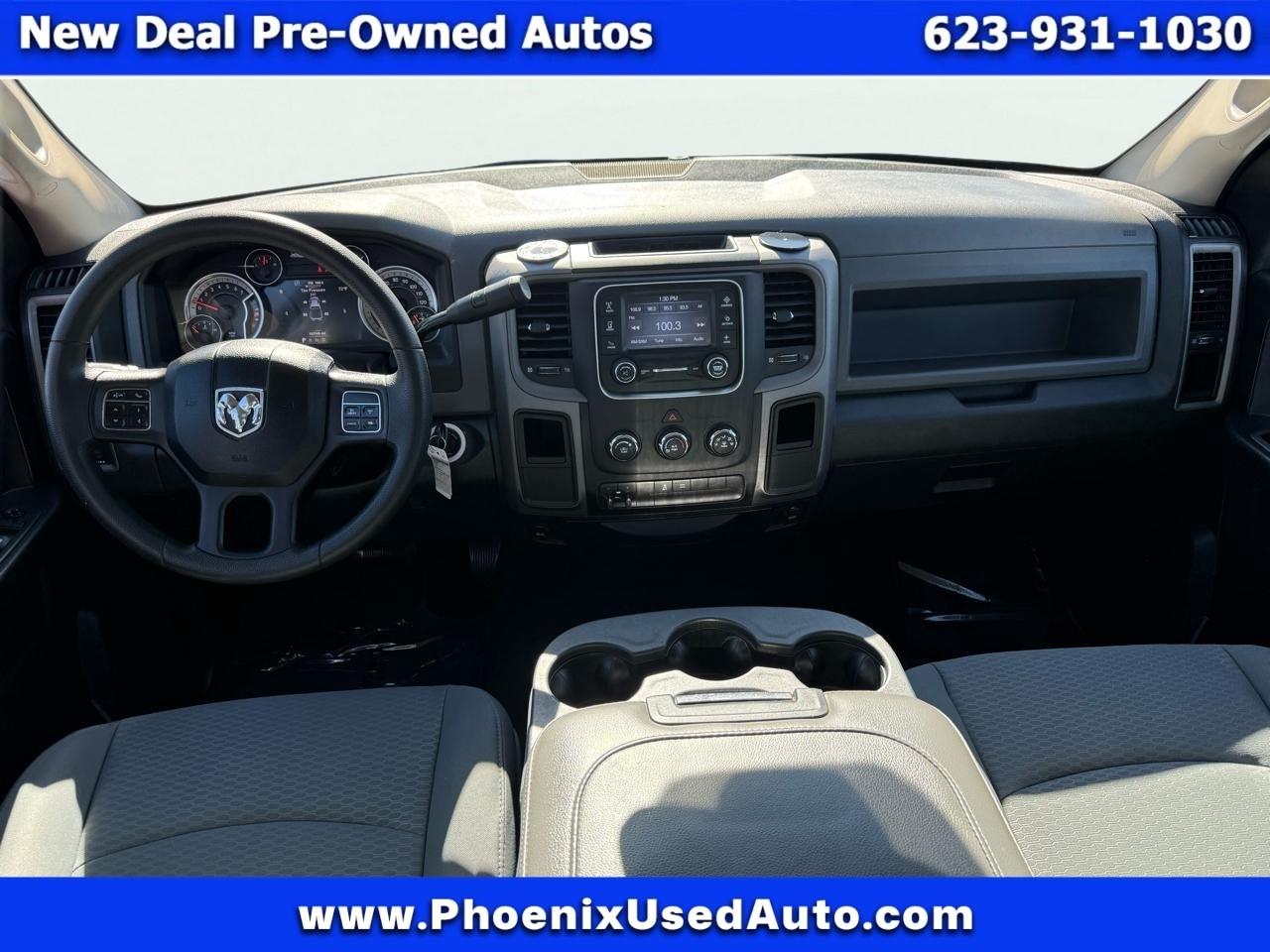 RAM 1500 2WD Crew Cab 140.5" Express 2013