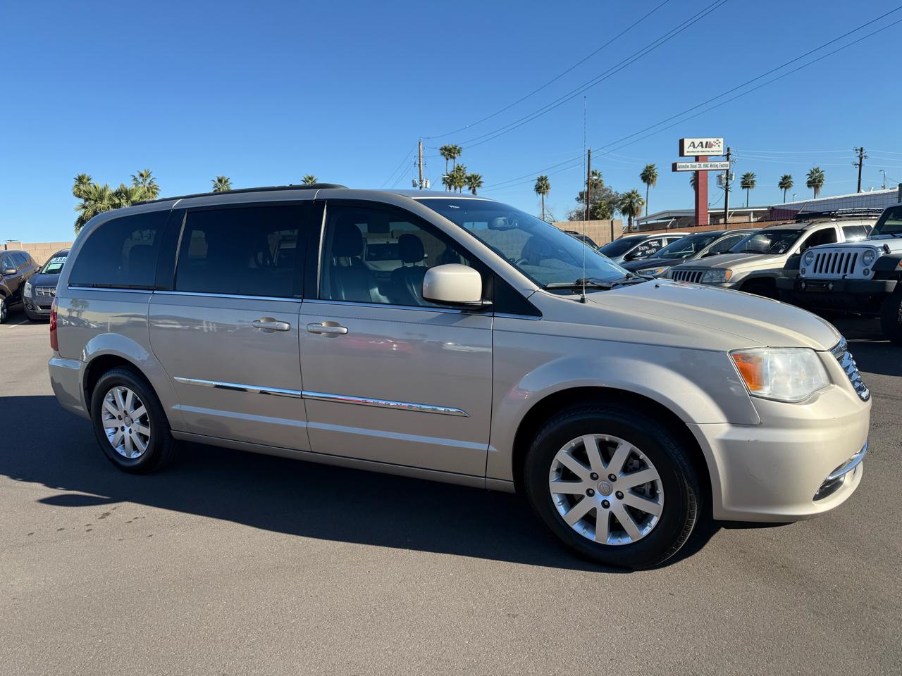 Chrysler Town & Country Touring 2014