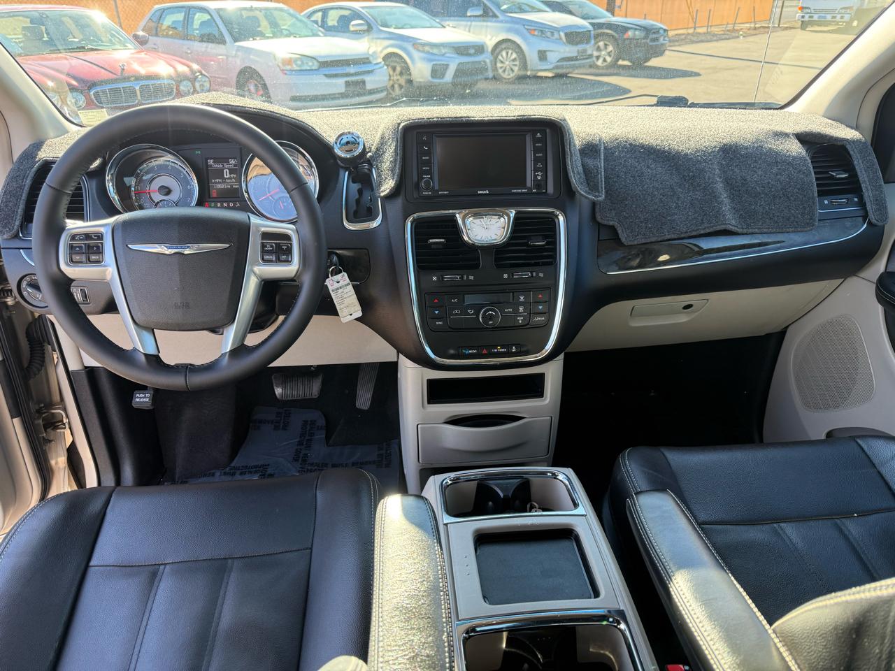 Chrysler Town & Country Touring 2014