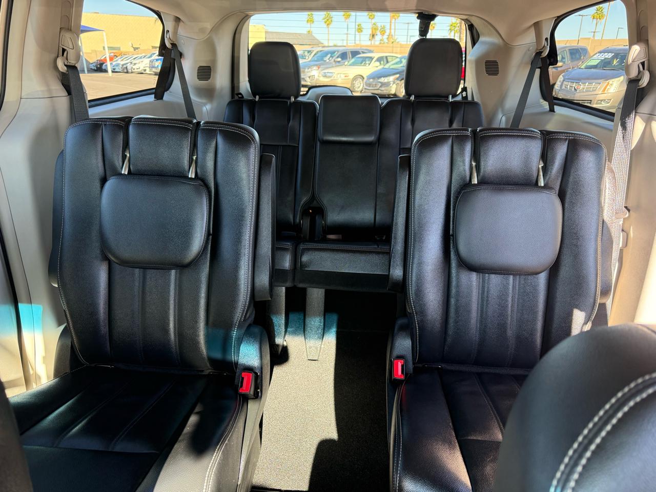 Chrysler Town & Country Touring 2014