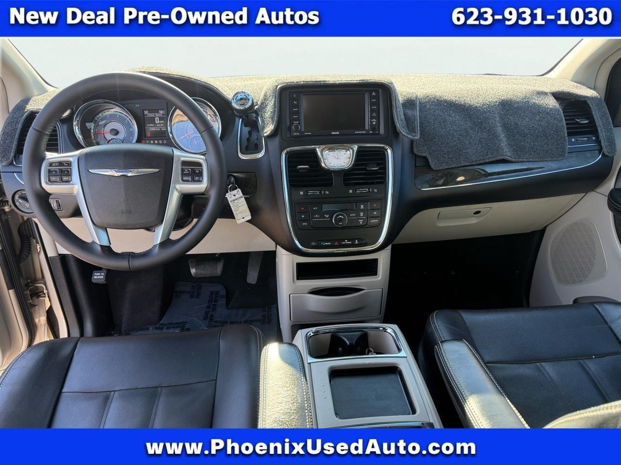 Chrysler Town & Country Touring 2014
