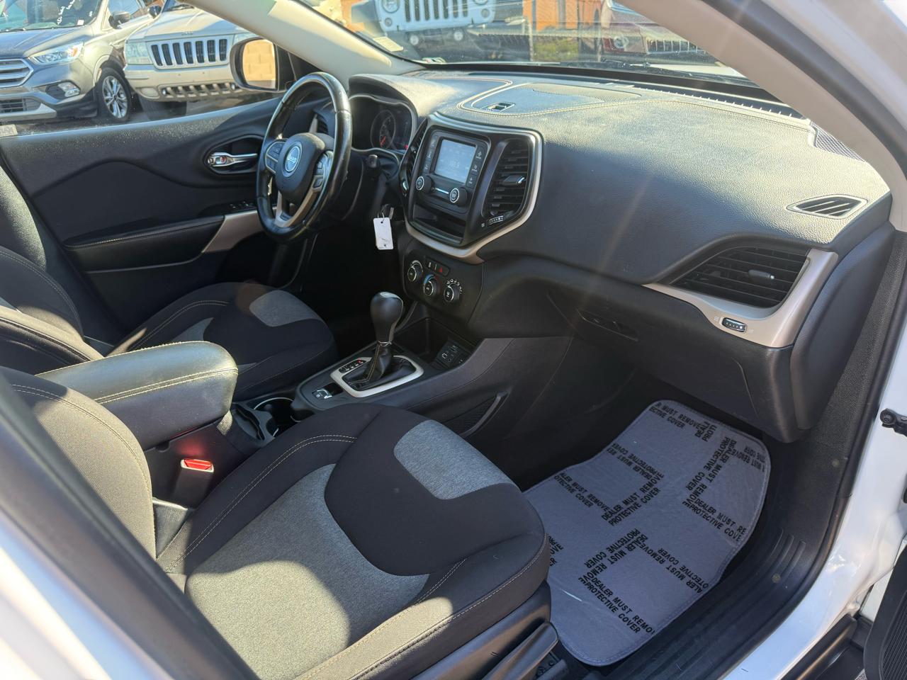 Jeep Cherokee Sport FWD 2017