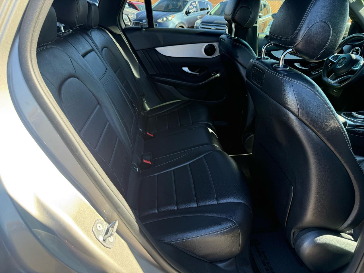 Mercedes-Benz GLC-Class GLC300 2019