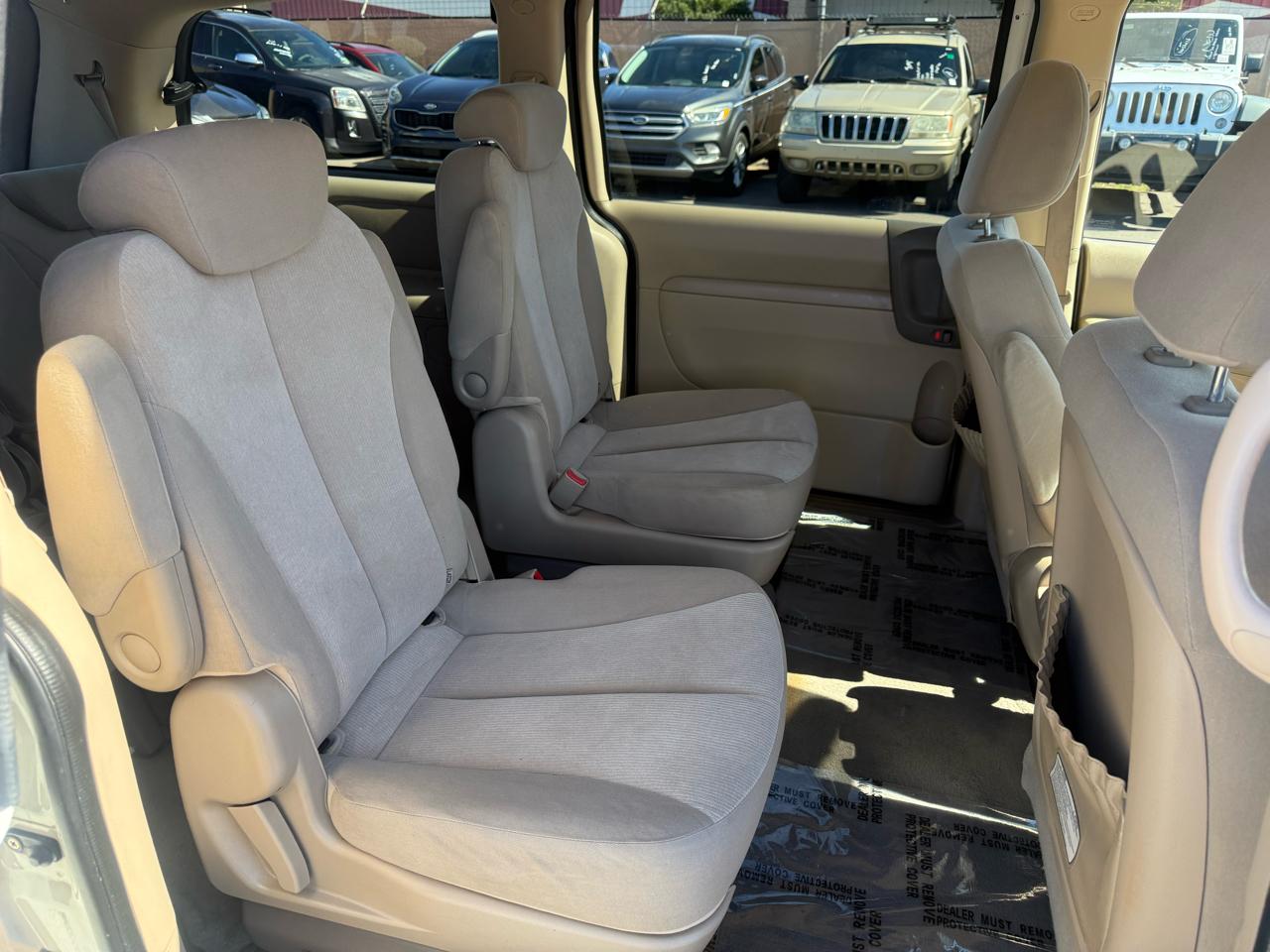 Kia Sedona EX LWB 2009