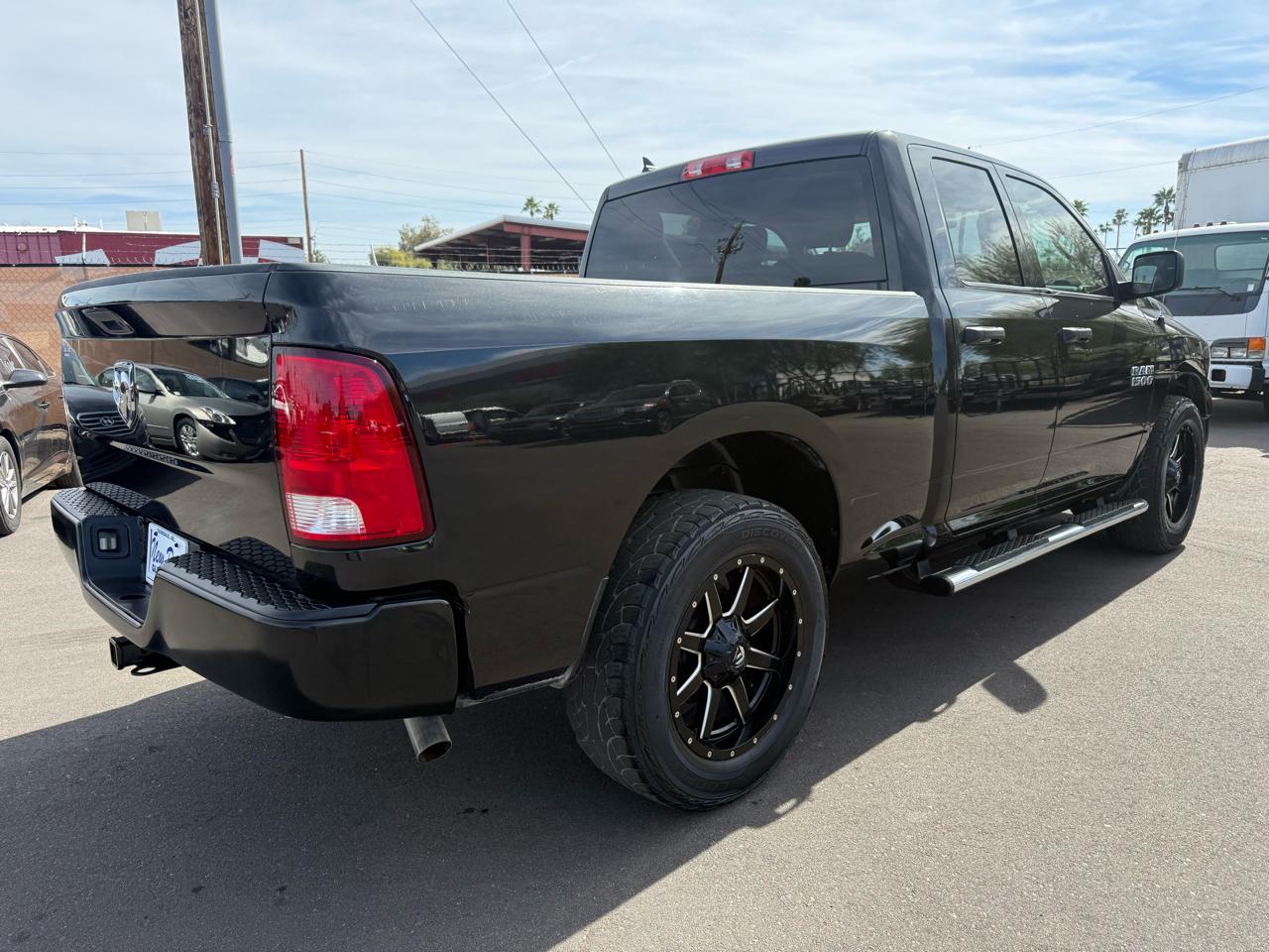 RAM 1500 2WD Crew Cab 140.5" Tradesman 2017