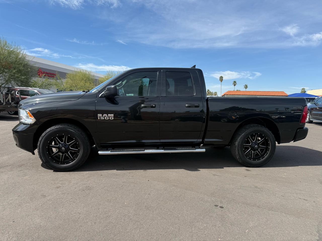 RAM 1500 2WD Crew Cab 140.5" Tradesman 2017