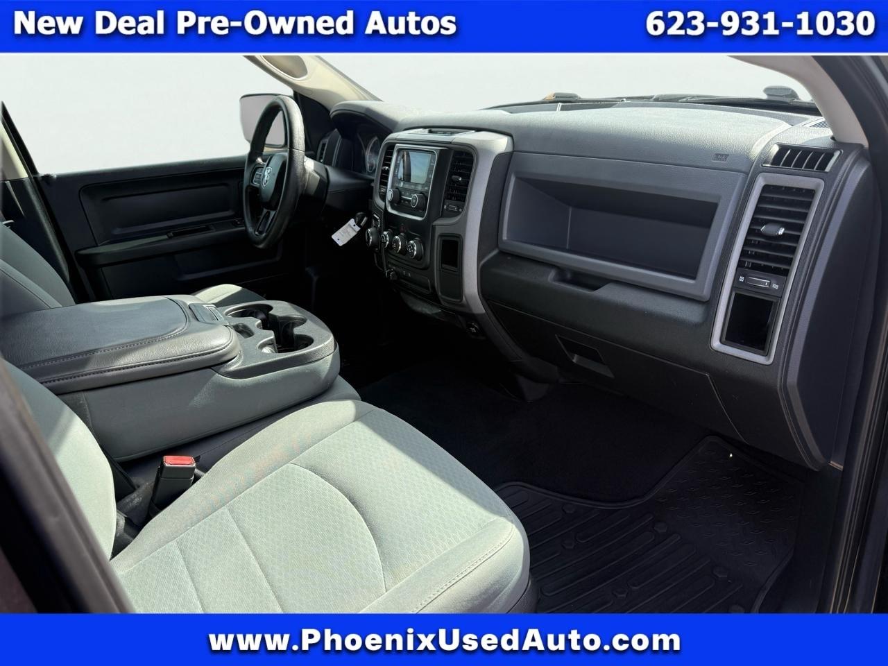 RAM 1500 2WD Crew Cab 140.5" Tradesman 2017