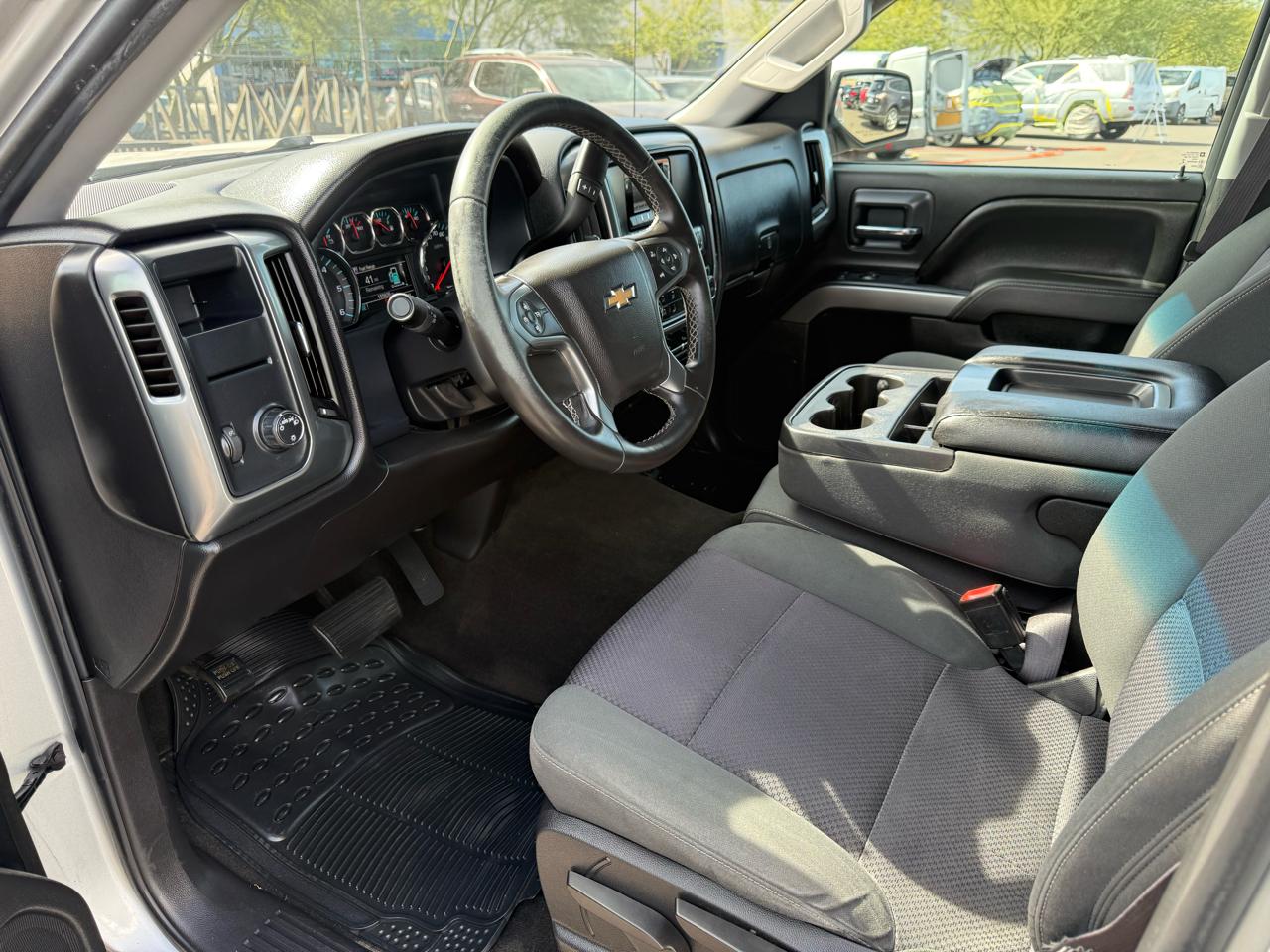 Chevrolet Silverado 1500 1LT Crew Cab 2WD 2015