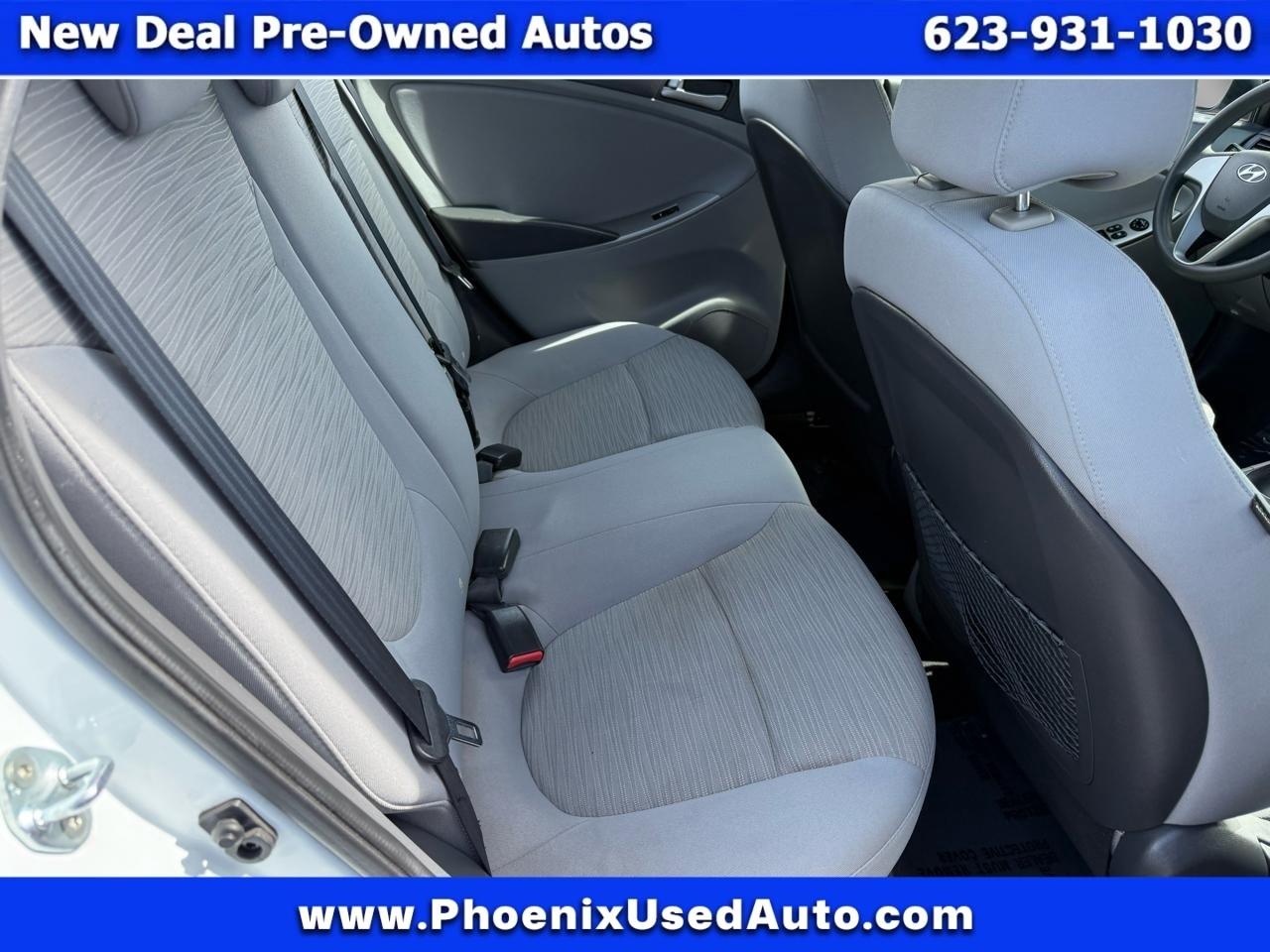 Hyundai Accent SE 4-Door 6A 2017