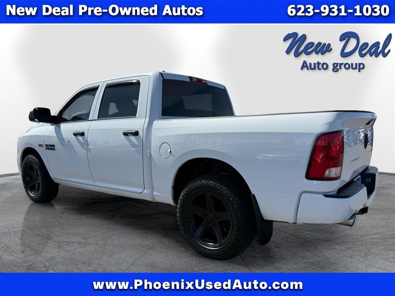 RAM 1500 4WD Crew Cab 140.5" Express 2014