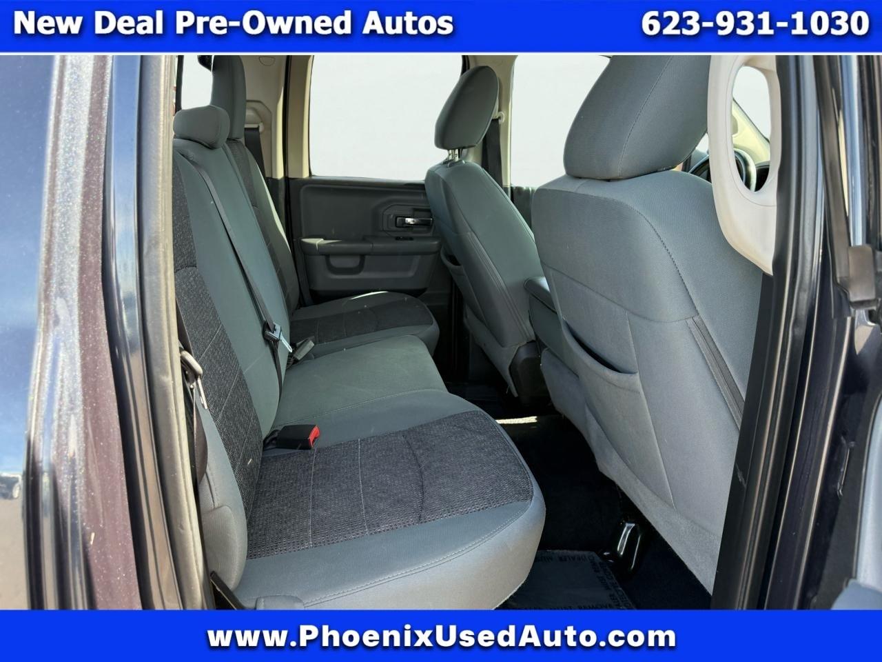 RAM 1500 4WD Crew Cab 140.5" Longhorn 2015