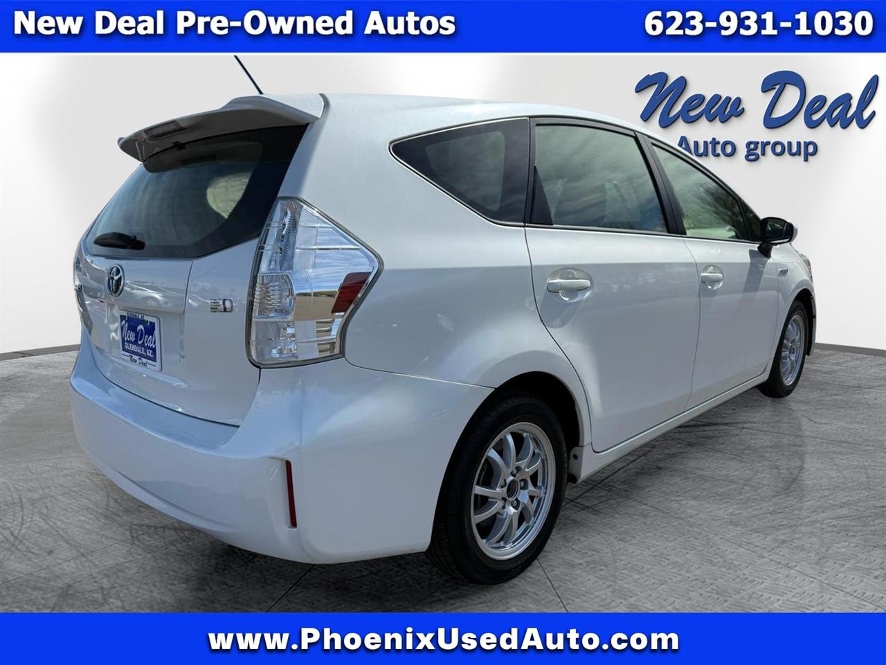 Toyota Prius V Two 2012