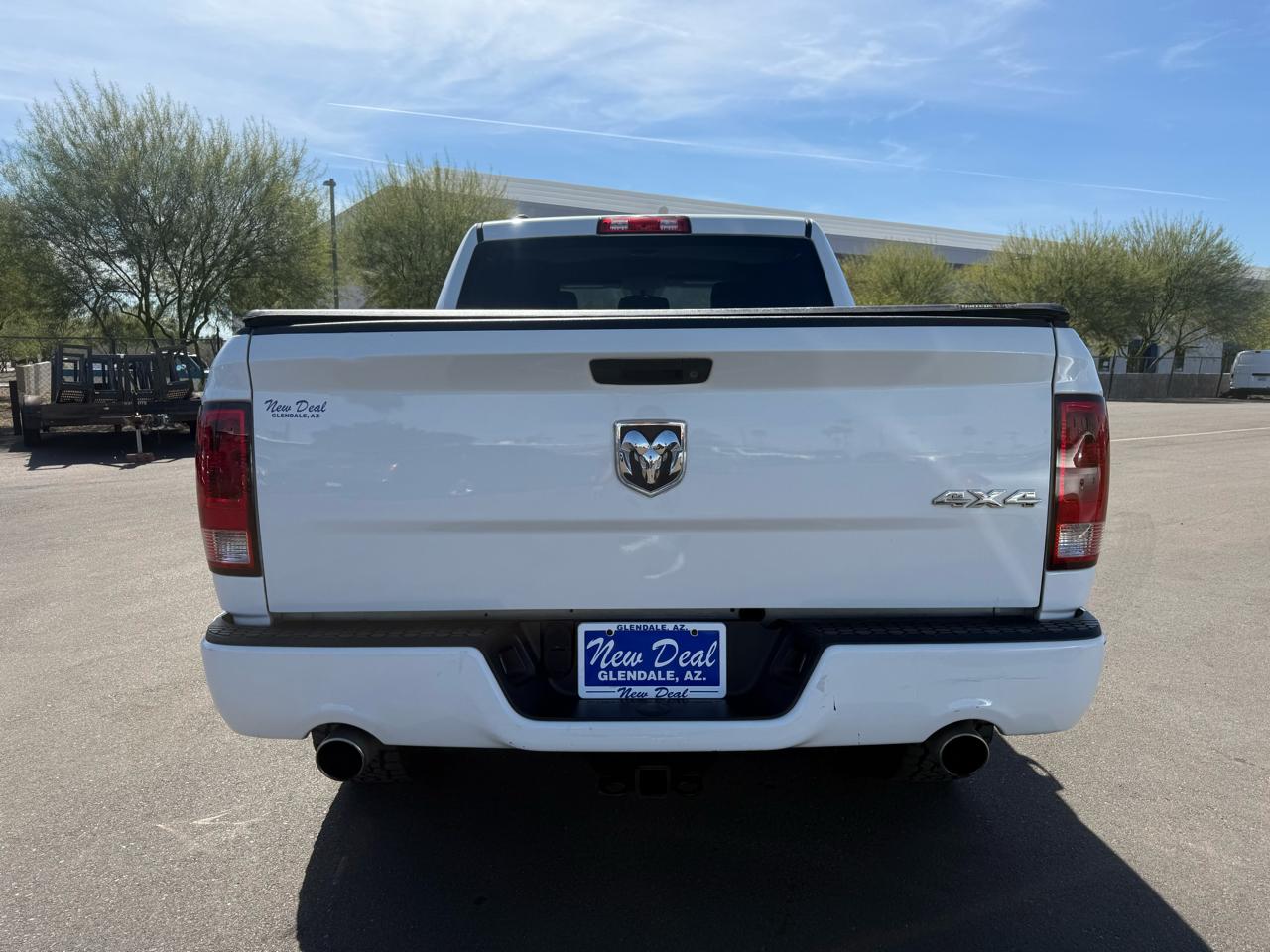 RAM 1500 4WD Crew Cab 140.5" Express 2013