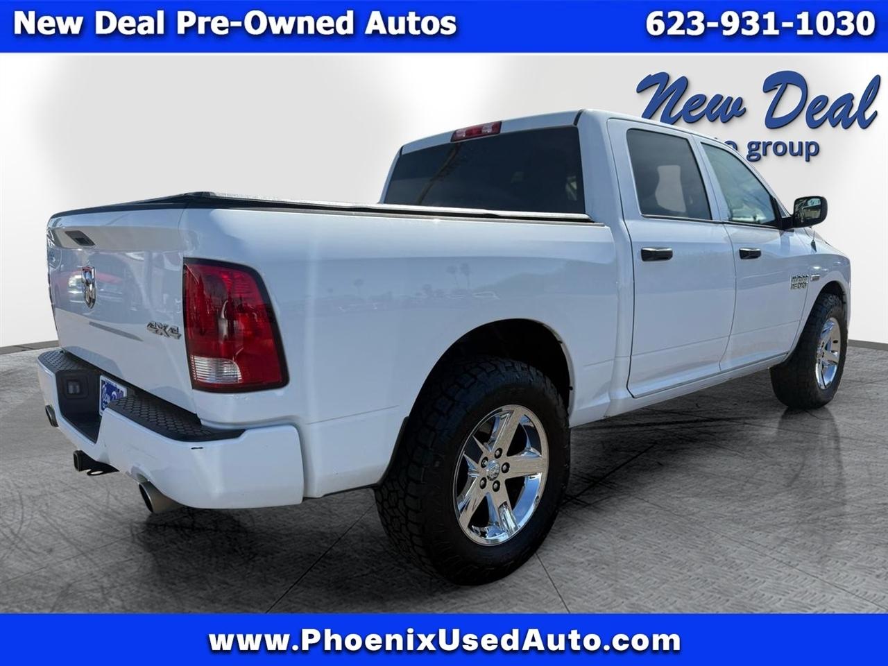 RAM 1500 4WD Crew Cab 140.5" Express 2013