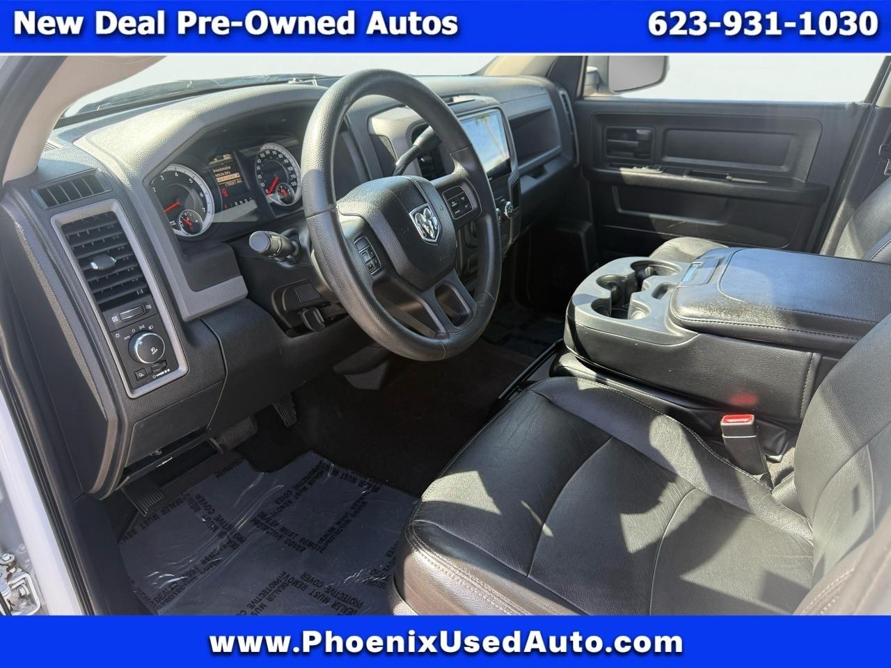RAM 1500 4WD Crew Cab 140.5" Express 2013